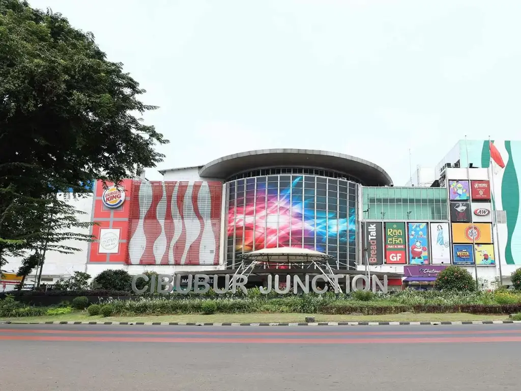 Cibubur Junction — belanja & lifestyle (±16 menit)